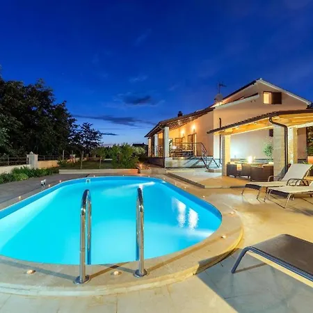 Villa Lucy *